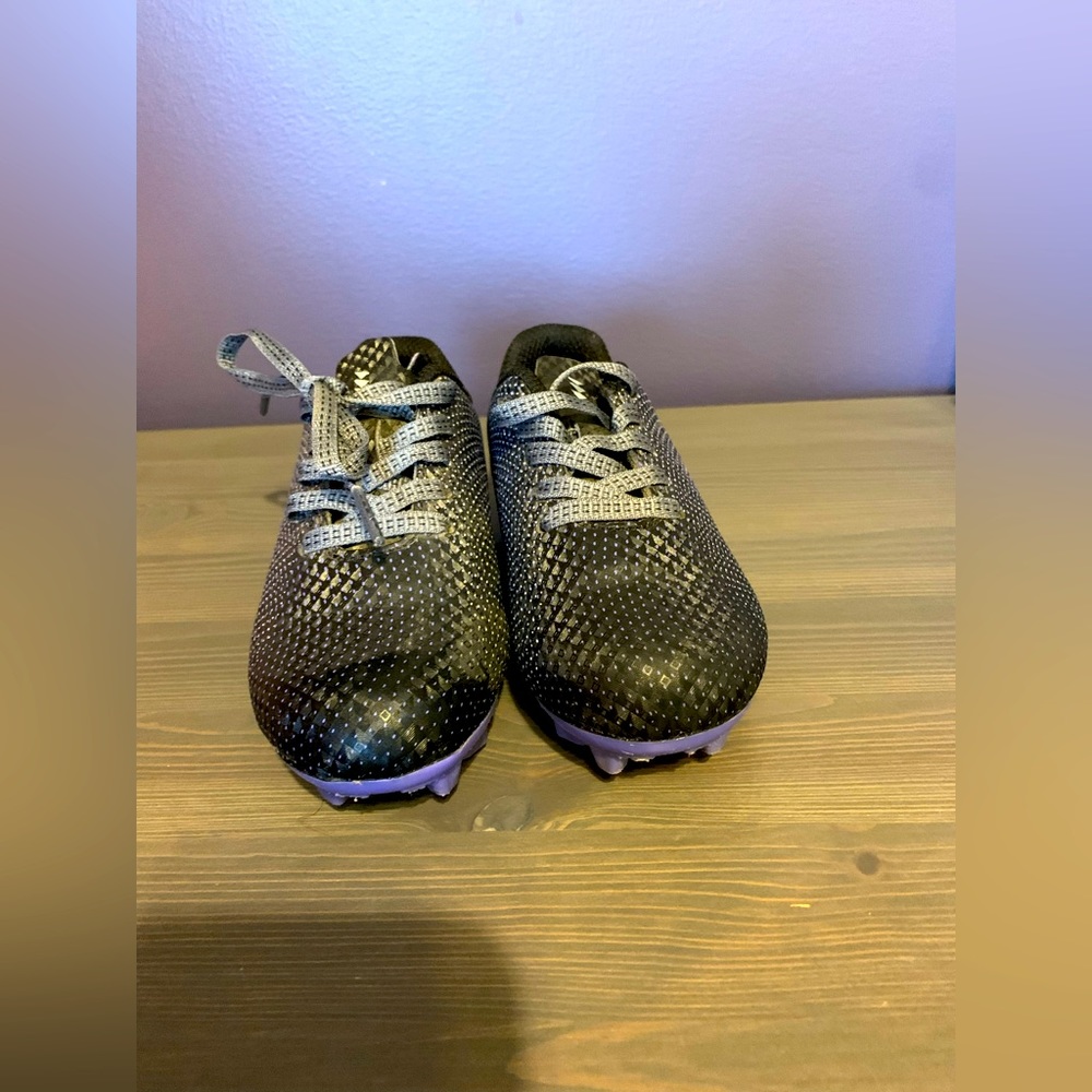 DSG Soccer cleats. 9k